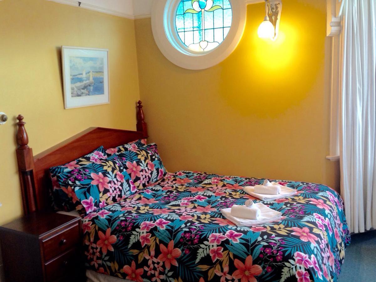 Albatross Inn Bed & Breakfast Dunedin Exterior photo
