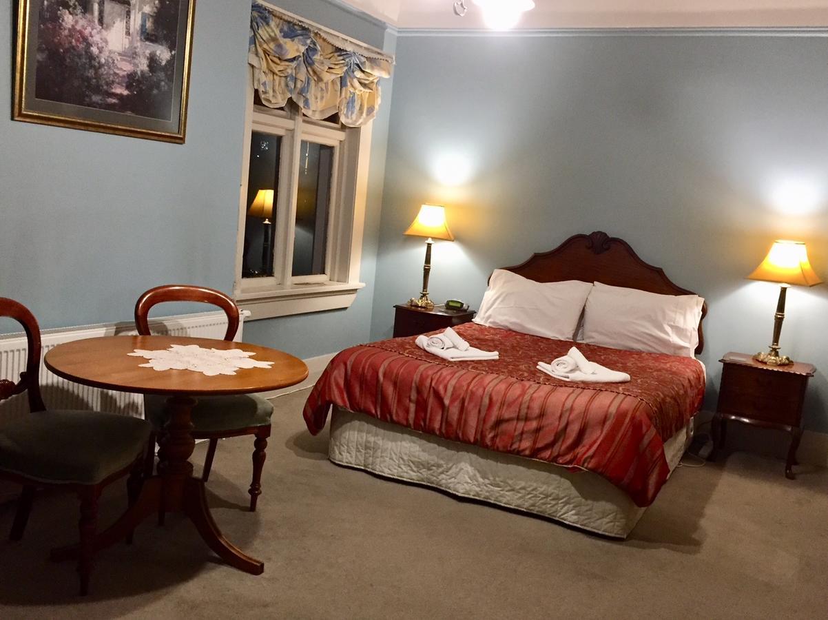 Albatross Inn Bed & Breakfast Dunedin Exterior photo